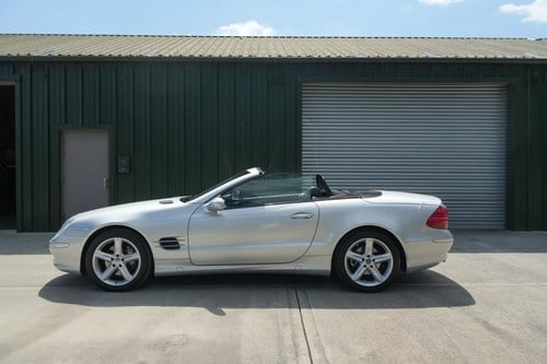 2002 Mercedes-Benz SL500 (R230) à vendre (picture 5 of 113)
