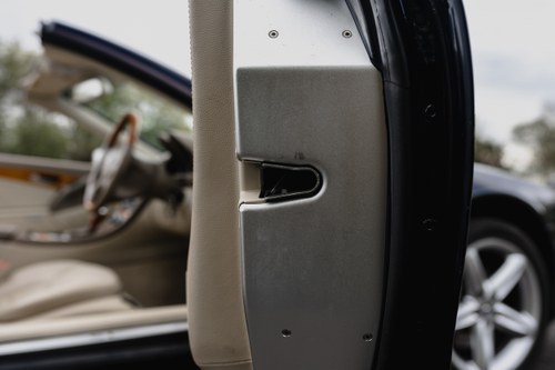 2003 MERCEDES-BENZ (R230) SL500 AUTO à vendre (picture 44 of 191)