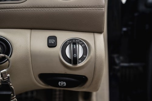 2003 MERCEDES-BENZ (R230) SL500 AUTO à vendre (picture 68 of 191)