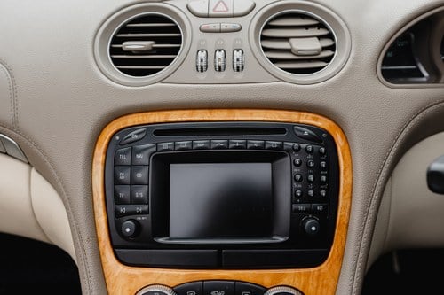 2003 MERCEDES-BENZ (R230) SL500 AUTO à vendre (picture 74 of 191)