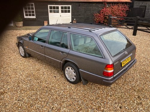 1996 Mercedes-Benz (S124) E200 T Estate In vendita (immagine 21 di 170)