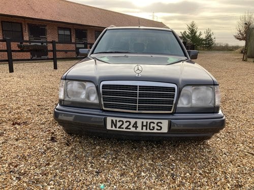 1996 Mercedes-Benz (S124) E200 T Estate In vendita (immagine 13 di 170)
