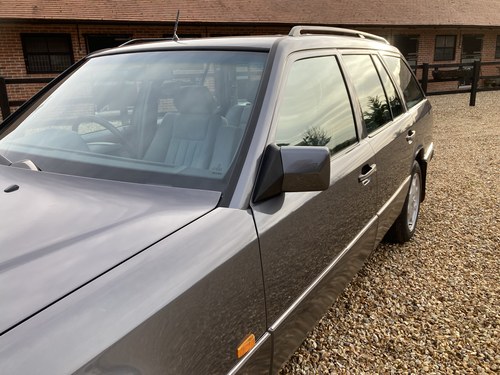 1996 Mercedes-Benz (S124) E200 T Estate In vendita (immagine 103 di 170)