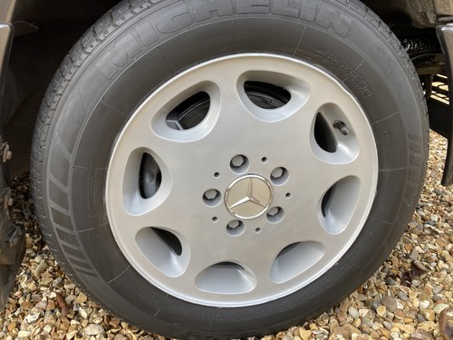 1996 Mercedes-Benz (S124) E200 T Estate In vendita (immagine 35 di 170)