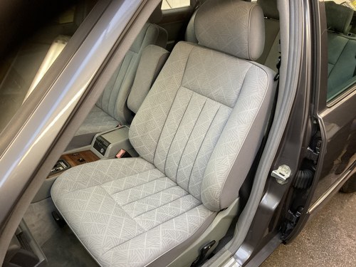 1996 Mercedes-Benz (S124) E200 T Estate In vendita (immagine 56 di 170)