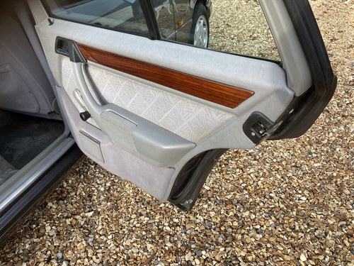 1996 Mercedes-Benz (S124) E200 T Estate In vendita (immagine 85 di 170)