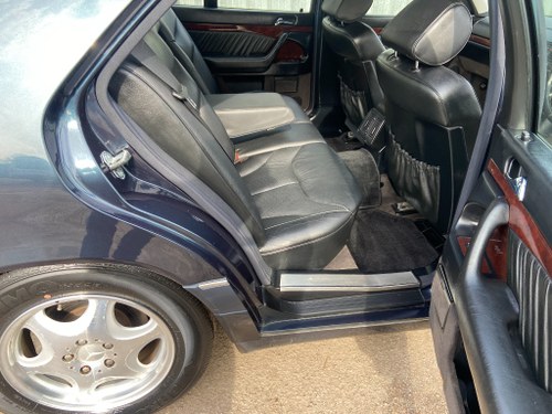 1997 Mercedes Benz S320 SWB Saloon (W140) In vendita (immagine 28 di 77)