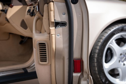 2000 Mercedes-Benz S500 Te koop (foto 85 van 231)