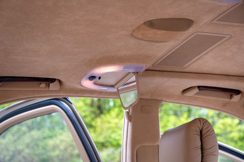 2000 Mercedes-Benz S500 Te koop (foto 78 van 231)