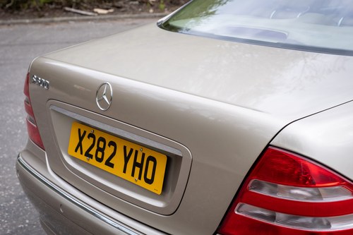 2000 Mercedes-Benz S500 Te koop (foto 148 van 231)