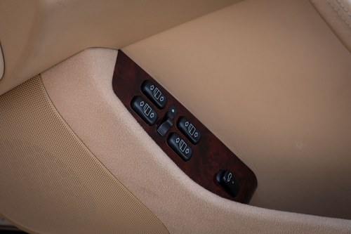 2000 Mercedes-Benz S500 Te koop (foto 98 van 231)