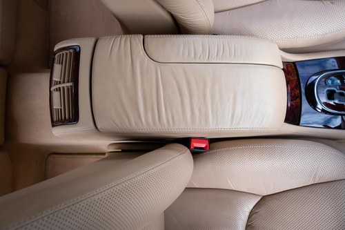 2000 Mercedes-Benz S500 Te koop (foto 46 van 231)