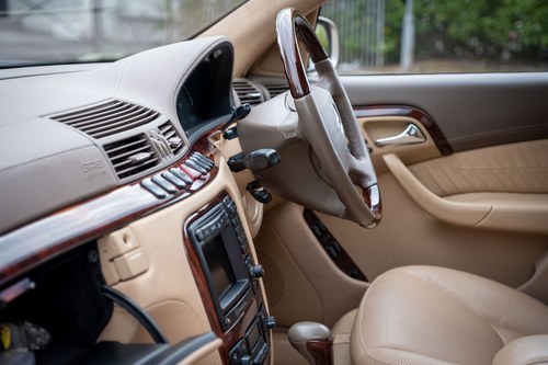 2000 Mercedes-Benz S500 Te koop (foto 25 van 231)