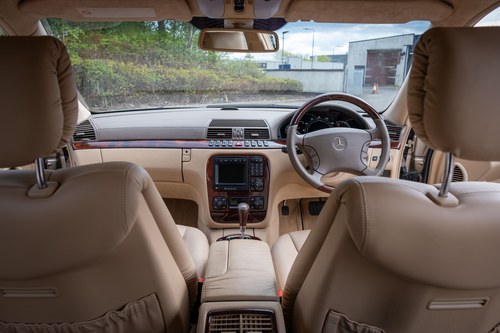 2000 Mercedes-Benz S500 Te koop (foto 47 van 231)