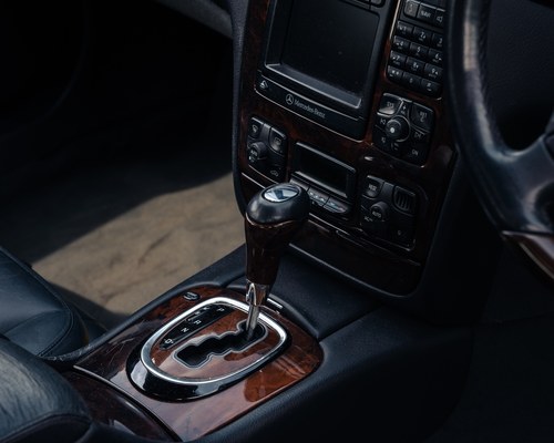 2001 Mercedes-Benz S55 AMG SWB (W220) Te koop (foto 18 van 101)