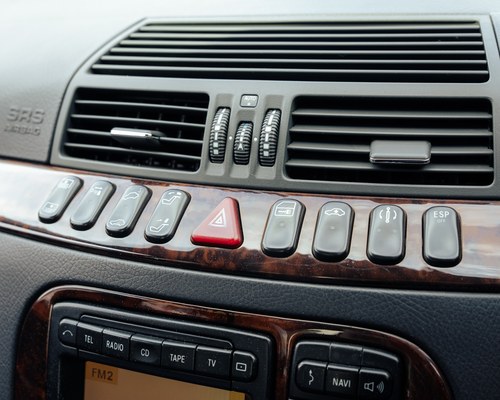 2001 Mercedes-Benz S55 AMG SWB (W220) Te koop (foto 30 van 101)