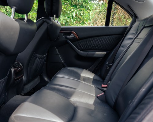 2001 Mercedes-Benz S55 AMG SWB (W220) Te koop (foto 44 van 101)