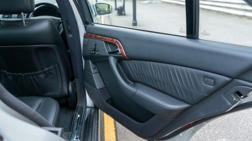 2002 Mercedes-Benz S55 AMG For Sale (picture 36 of 141)