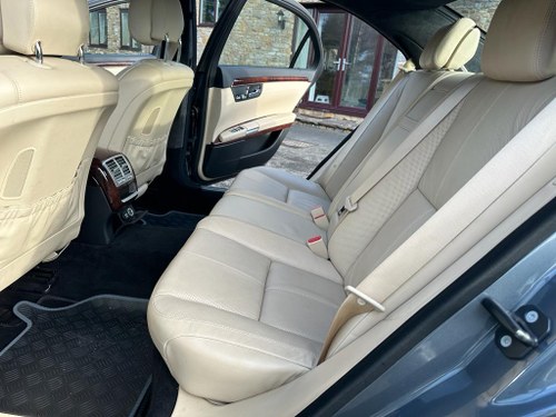 NO RESERVE - 2006 Mercedes-Benz S600 V12 Bi-Turbo In vendita (immagine 30 di 49)