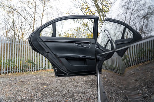 2006 Mercedes-Benz S600L Bi-Turbo (W221) In vendita (immagine 65 di 124)