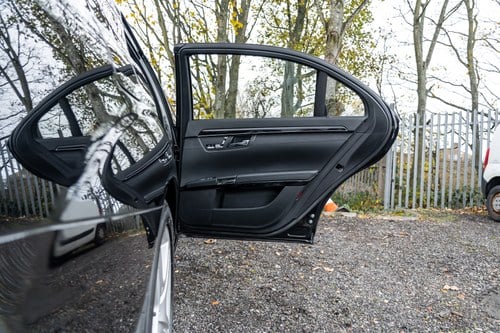 2006 Mercedes-Benz S600L Bi-Turbo (W221) In vendita (immagine 51 di 124)