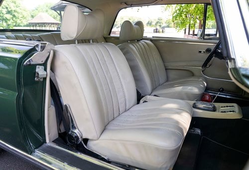 1970 Mercedes-Benz 280SE 3.5 Coupé (W111) Te koop (foto 16 van 48)