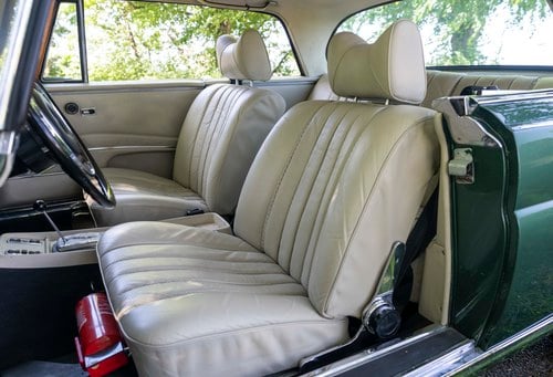 1970 Mercedes-Benz 280SE 3.5 Coupé (W111) Te koop (foto 15 van 48)