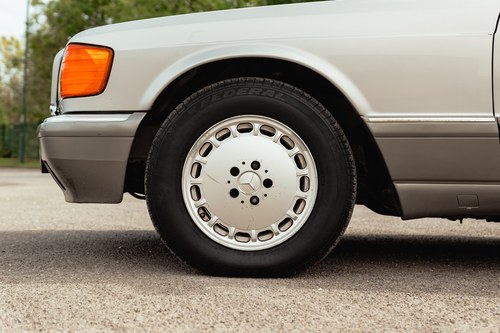 1990 Mercedes-Benz 500 SEC In vendita (immagine 12 di 97)