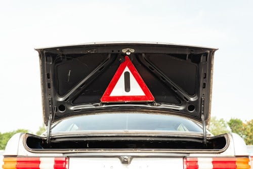 1990 Mercedes-Benz 500 SEC In vendita (immagine 27 di 97)