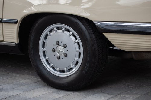 1981 Mercedes-Benz 280SL (R107) Te koop (foto 39 van 254)