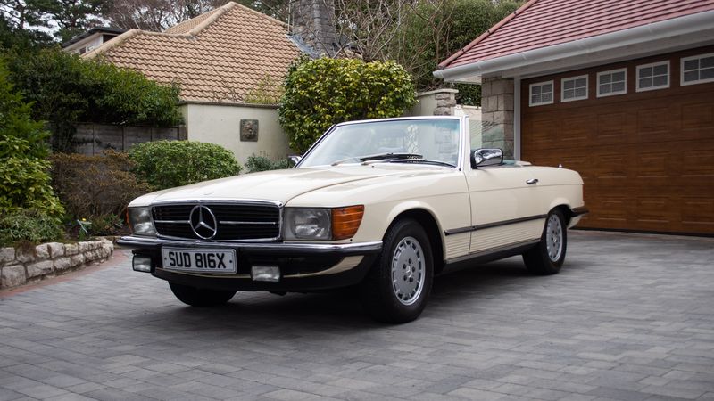 1981 Mercedes-Benz 280SL (R107) For Sale (picture 1 of 254)