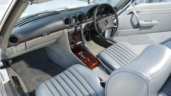 1989 Mercedes-Benz 300 SL (R107) For Sale (picture :index of 76)