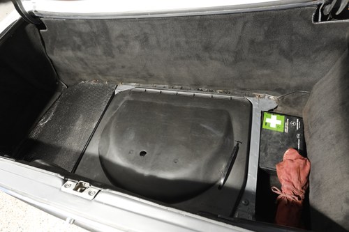 1989 Mercedes-Benz 300 SL (R107) à vendre (picture 113 of 211)