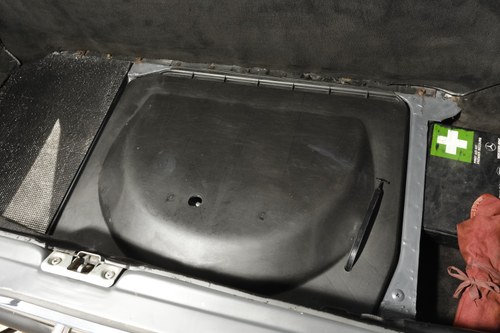 1989 Mercedes-Benz 300 SL (R107) à vendre (picture 112 of 211)