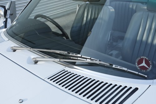 1989 Mercedes-Benz 300 SL (R107) à vendre (picture 138 of 211)