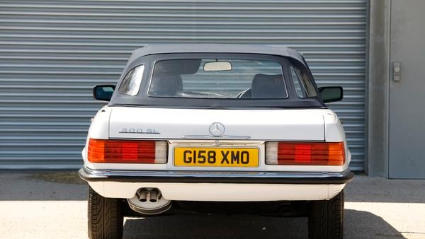 1989 Mercedes-Benz 300 SL (R107) For Sale (picture :index of 20)