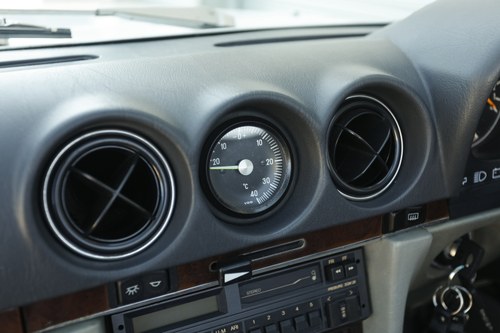 1989 Mercedes-Benz 300 SL (R107) à vendre (picture 78 of 211)