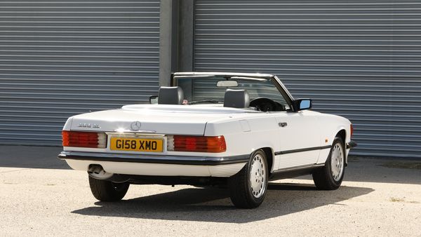 1989 Mercedes-Benz 300 SL (R107) For Sale (picture :index of 10)