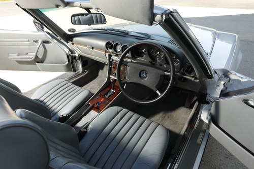 1989 Mercedes-Benz 300 SL (R107) à vendre (picture 48 of 211)