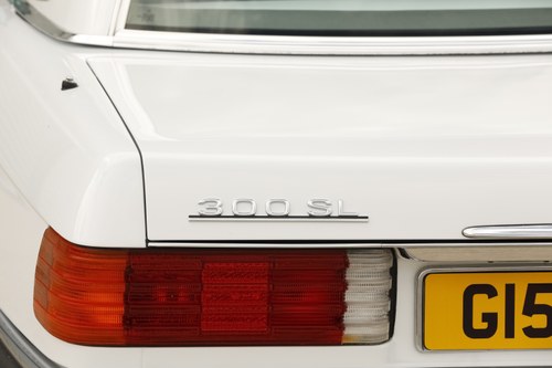 1989 Mercedes-Benz 300 SL (R107) à vendre (picture 128 of 211)