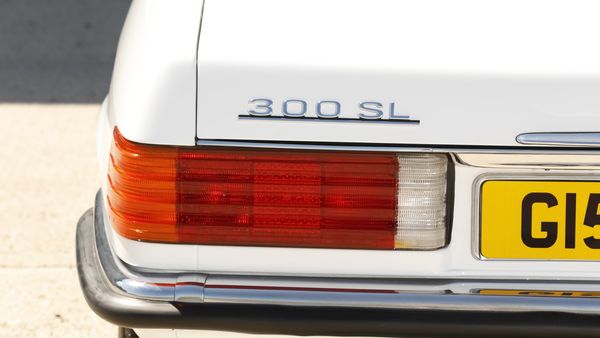 1989 Mercedes-Benz 300 SL (R107) For Sale (picture :index of 131)