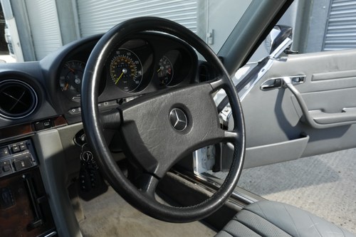 1989 Mercedes-Benz 300 SL (R107) à vendre (picture 80 of 211)