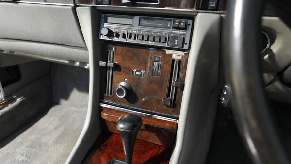 1989 Mercedes-Benz 300 SL (R107) For Sale (picture :index of 91)