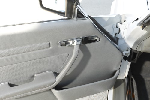 1989 Mercedes-Benz 300 SL (R107) à vendre (picture 60 of 211)