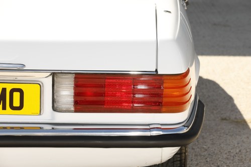 1989 Mercedes-Benz 300 SL (R107) à vendre (picture 129 of 211)