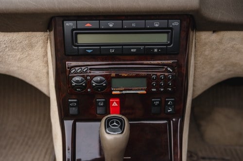 1997 Mercedes-Benz SL320 R129 En venta (imagen 60 de 162)