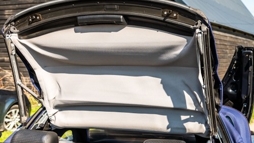 2001 Mercedes-Benz SL320 Te koop (foto 63 van 154)