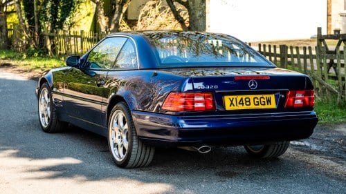 2001 Mercedes-Benz SL320 Te koop (foto 5 van 154)