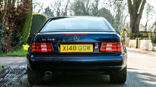 2001 Mercedes-Benz SL320 Te koop (foto 15 van 154)