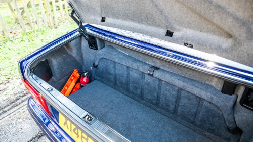 2001 Mercedes-Benz SL320 Te koop (foto 59 van 154)